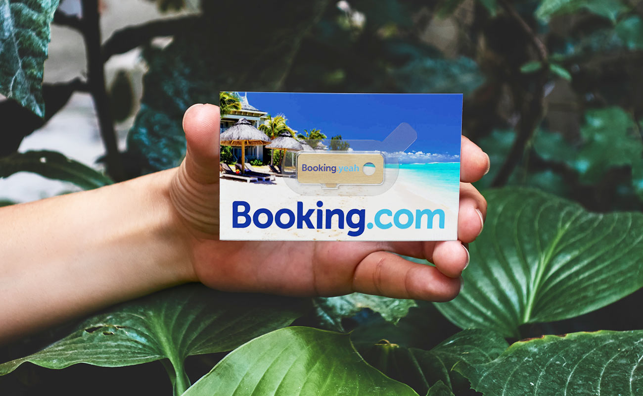 キャノピー - ロゴプリント木製ウェブカメラカバー gallery thumbnail