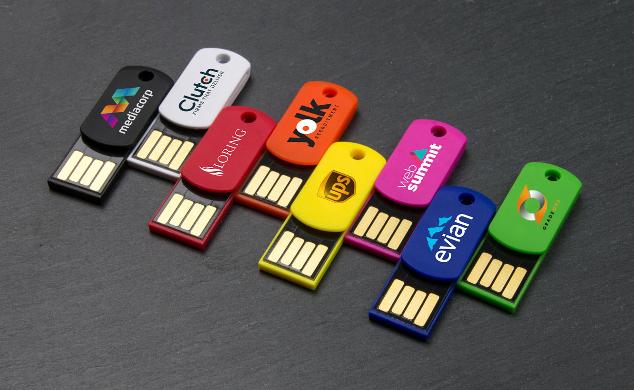 クリップ - カスタム・ペーパークリップ型USBメモリ