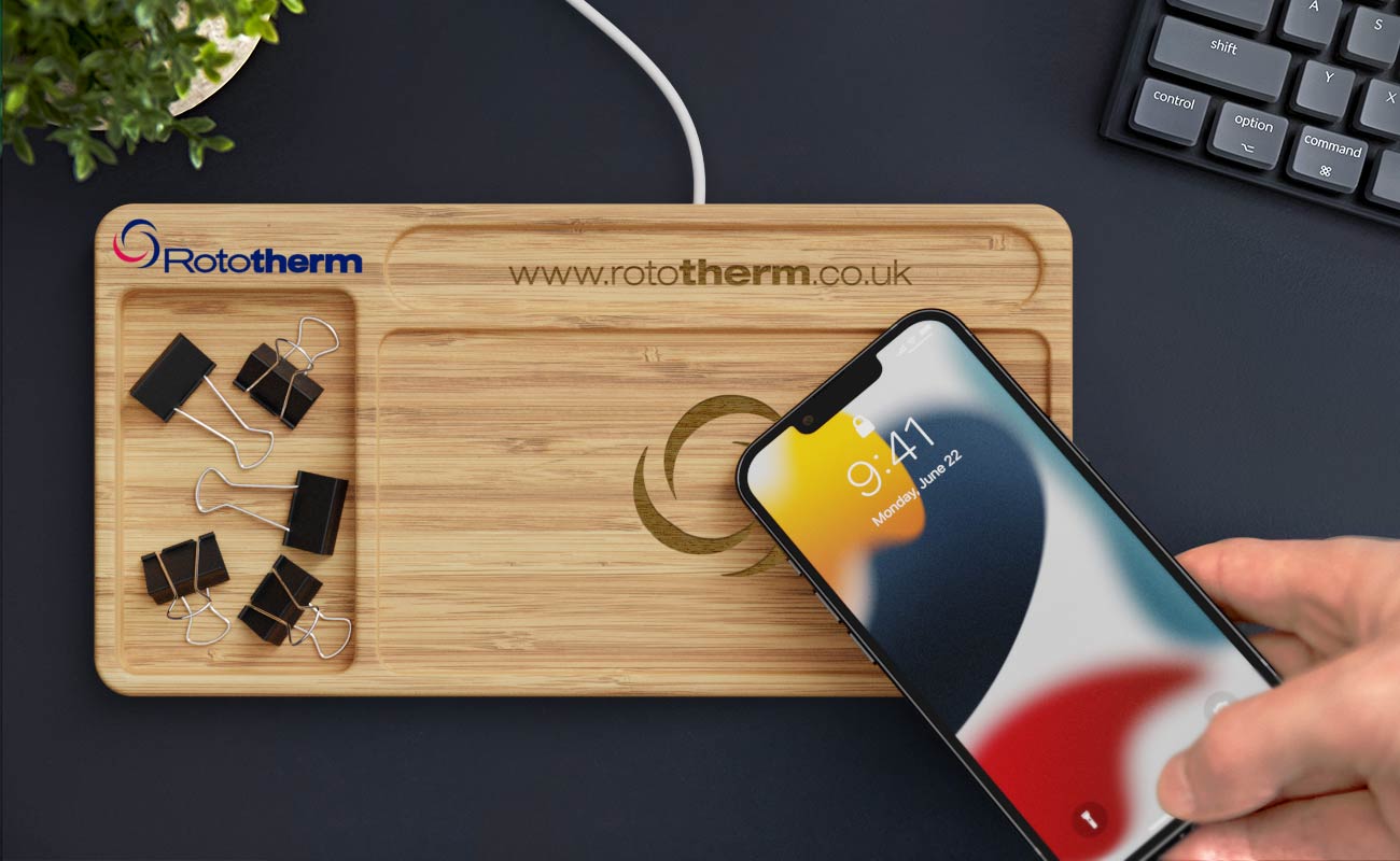 エコ・デスク - 名入れワイヤレス充電器 gallery thumbnail