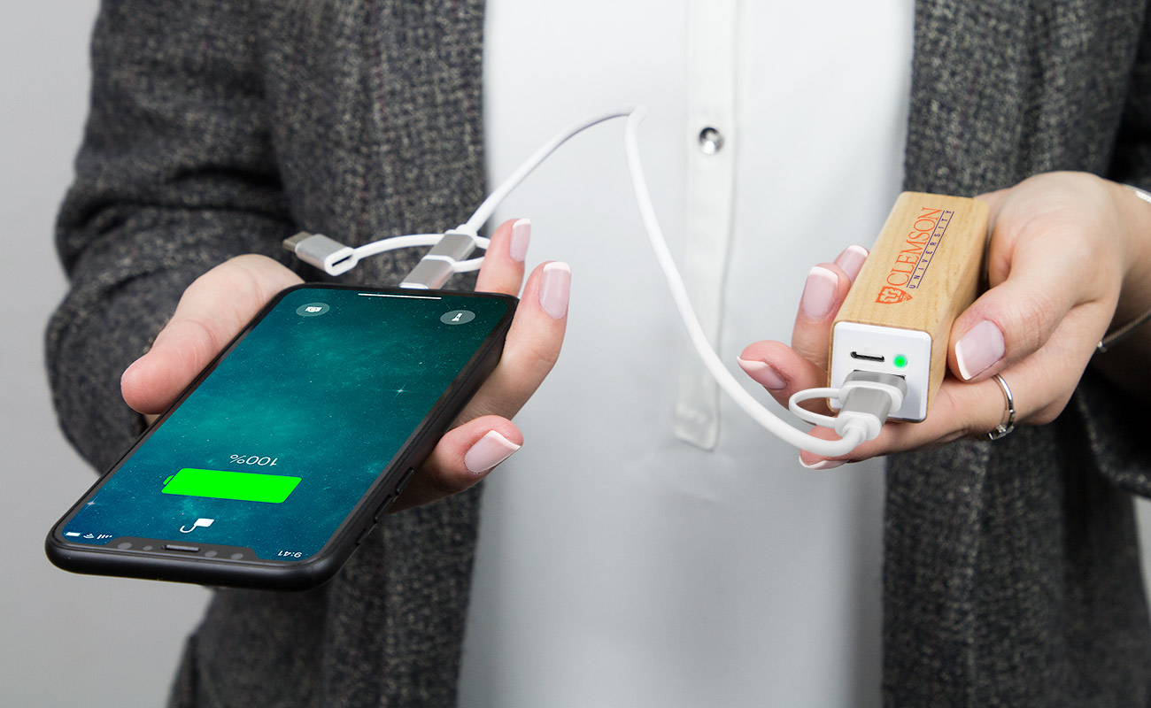 メープル - USBパワーバンクを購入 gallery thumbnail