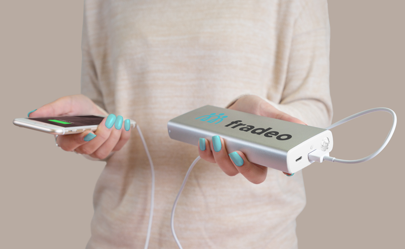 タイタン - まとめ買いモバイルバッテリー gallery thumbnail