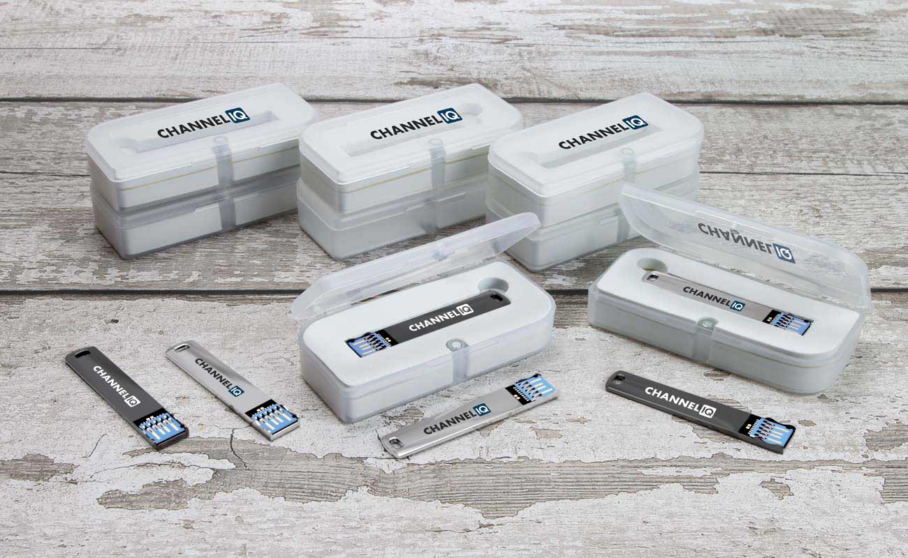 ウォレットスティック - 薄型 USBメモリ パーソナライズ gallery thumbnail